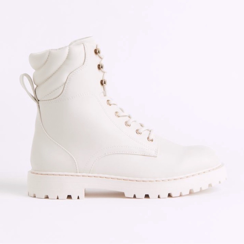 H & M Ankle-high boots - Cream coloured
